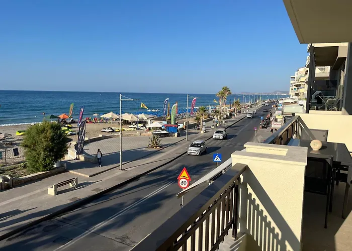 Apartament Beachfront Paradise *